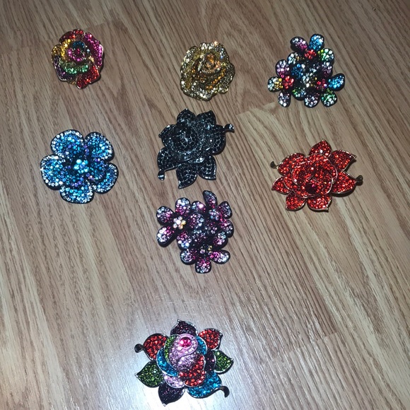 Jewelry - Rhinestone flower ring 8 bundle